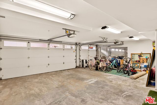 17 Privateer Street, Marina Del Rey, CA 90292