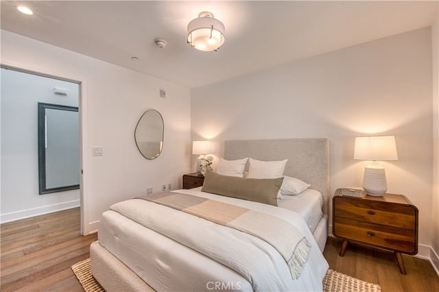 125 Hurlbut Street 203, Pasadena, CA 91105