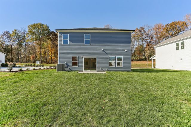 2348 Woodmeadow Dr, Clarksville, TN 37043