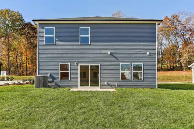 2348 Woodmeadow Dr, Clarksville, TN 37043