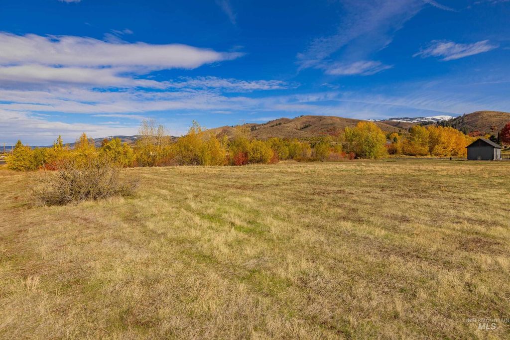 D-8 Fairway Lane, Council, ID 83612 photo 19