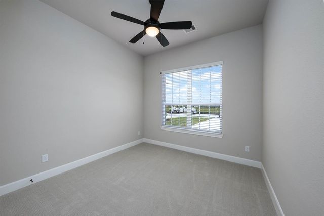 1907 June Lake Lane, Iowa Colony, TX 77583