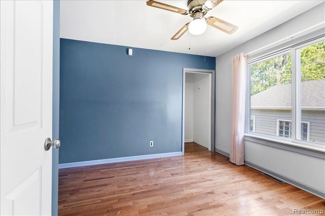 34868 W Jefferson Avenue, Rockwood, MI 48173
