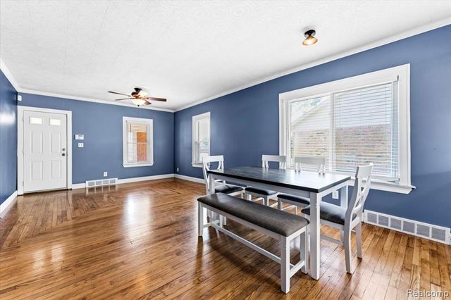 34868 W Jefferson Avenue, Rockwood, MI 48173
