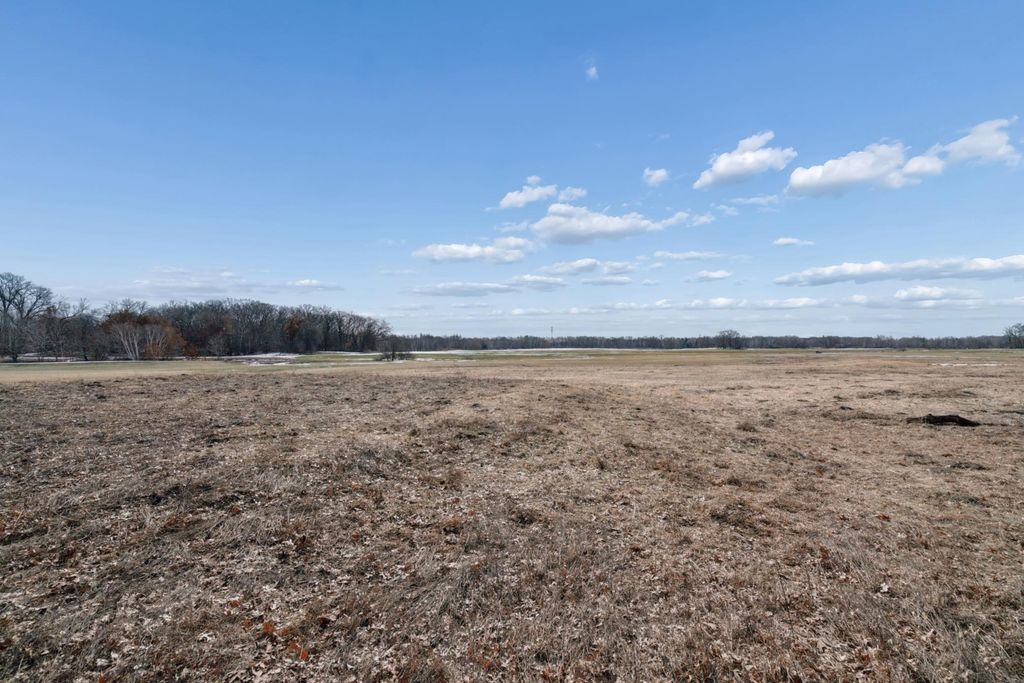 4068 155th Avenue NE, Ham Lake, MN 55304