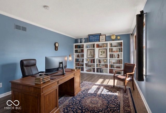 10919 Braewick Drive, Carmel, IN 46033