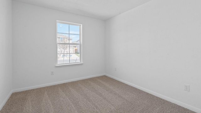 284 MUSTANG LAKE CIR, Buda, TX 78610