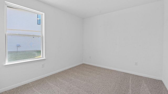 284 MUSTANG LAKE CIR, Buda, TX 78610