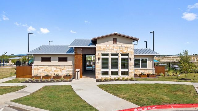 284 MUSTANG LAKE CIR, Buda, TX 78610