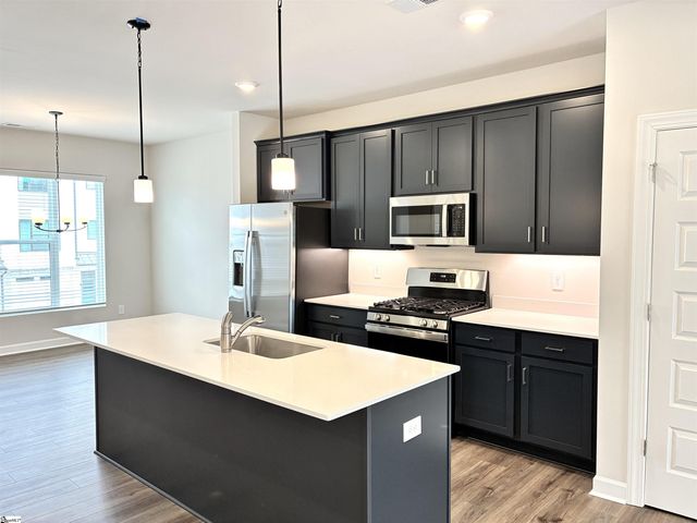 12 Pikewood Lane, Greenville, SC 29607