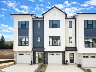 12 Pikewood Lane, Greenville, SC 29607