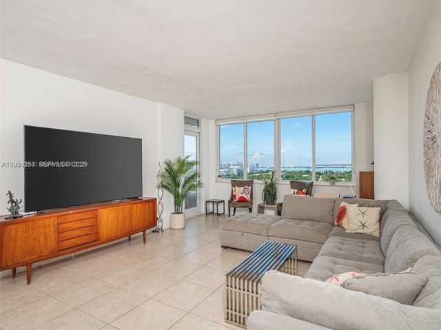 5005 Collins Ave 1506, Miami Beach, FL 33140
