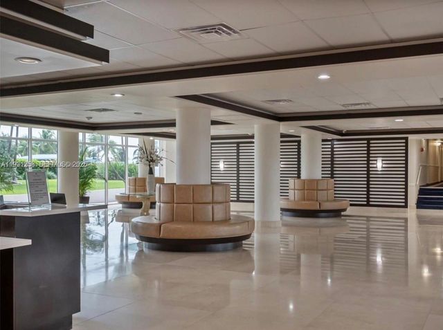 5005 Collins Ave 1506, Miami Beach, FL 33140