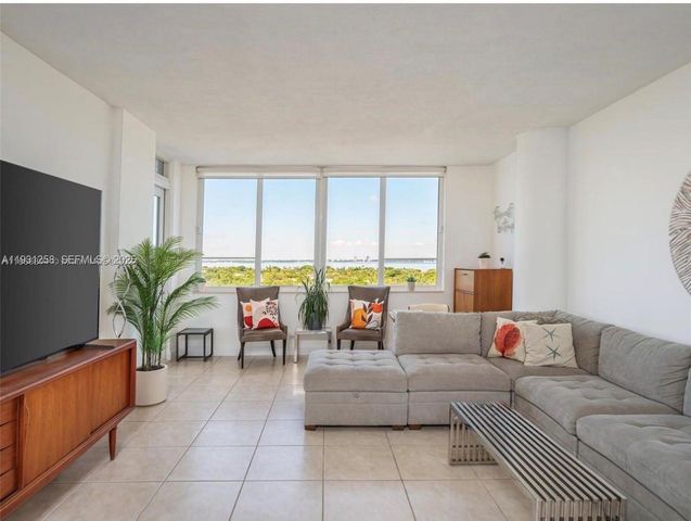 5005 Collins Ave 1506, Miami Beach, FL 33140