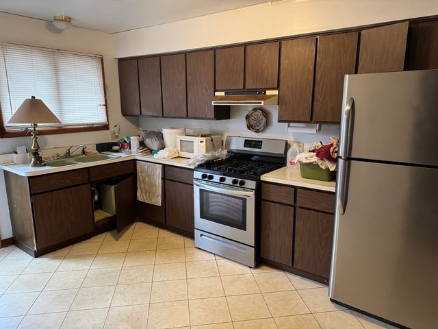 113 Town Crest Drive D, New Lenox, IL 60451