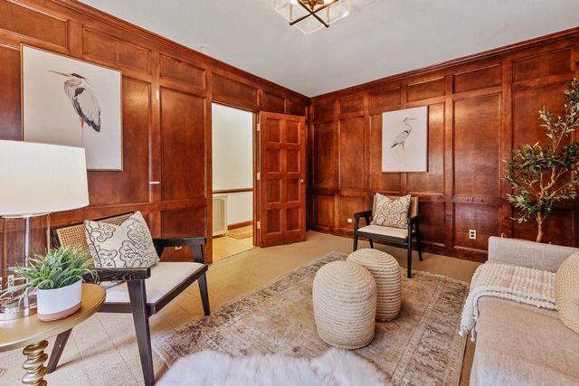 5079 N Lake DRIVE, Whitefish Bay, WI 53217