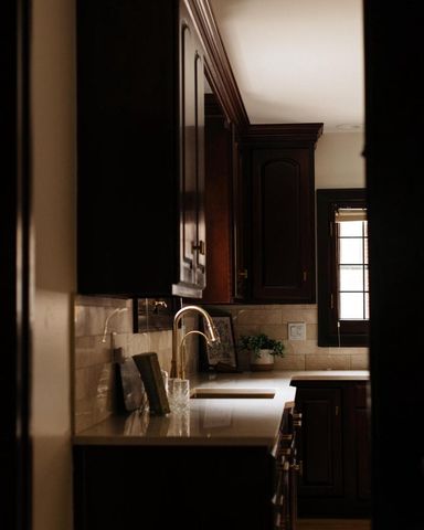 5079 N Lake DRIVE, Whitefish Bay, WI 53217