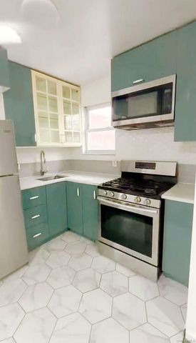 37-26 112 Street 2FL, Corona, NY 11368