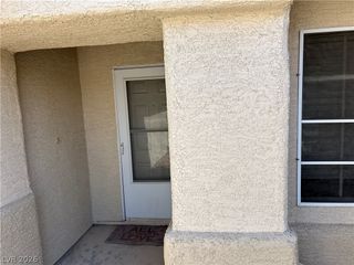 4934 Hunters Run Drive, North Las Vegas, NV 89031