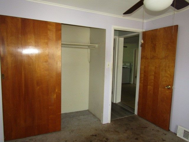 48 Locust St, Ellsworth Boro, PA 15331