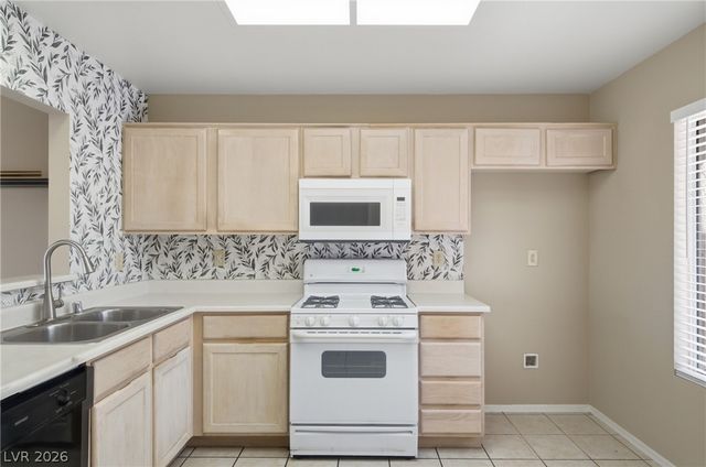 8612 Prairie Hill Drive, Las Vegas, NV 89134