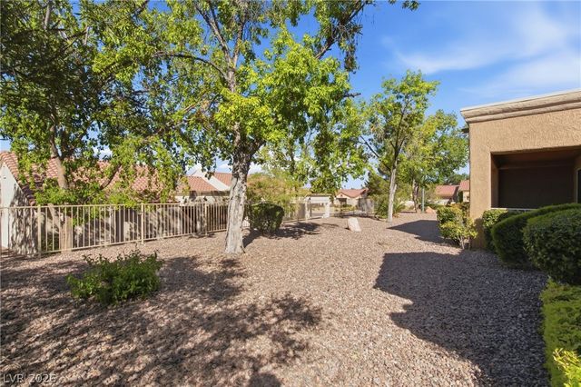 8612 Prairie Hill Drive, Las Vegas, NV 89134