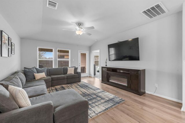 18581 Meadow Point Lane, Conroe, TX 77316