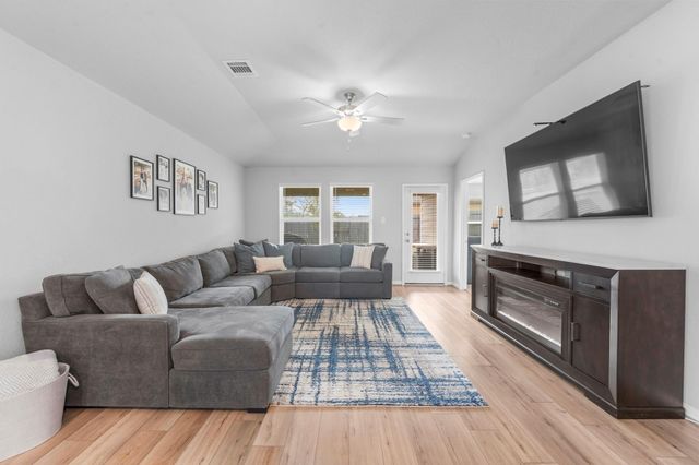 18581 Meadow Point Lane, Conroe, TX 77316