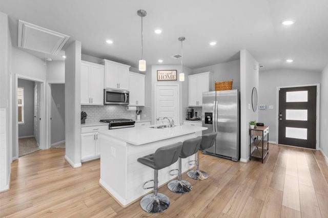 18581 Meadow Point Lane, Conroe, TX 77316