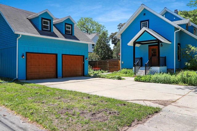 232 N MICHIGAN STREET, De Pere, WI 54115