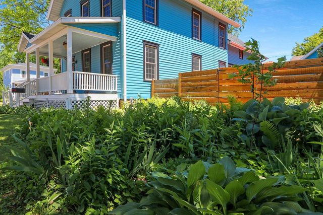232 N MICHIGAN STREET, De Pere, WI 54115