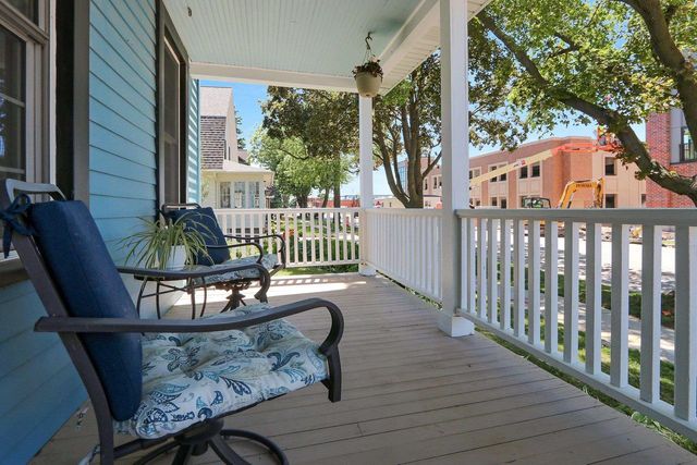232 N MICHIGAN STREET, De Pere, WI 54115