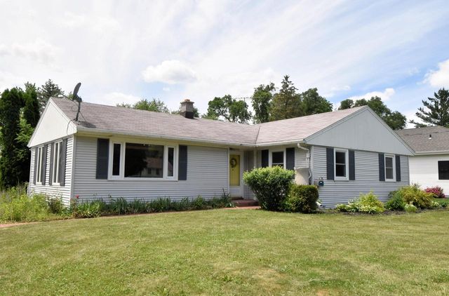 W228S8775 Cherry STREET, Big Bend, WI 53103