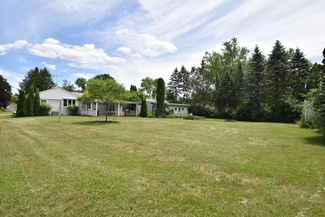 W228S8775 Cherry STREET, Big Bend, WI 53103