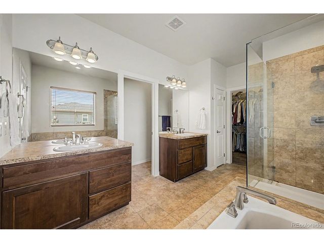 540 Remington Dr, Hudson, CO 80642