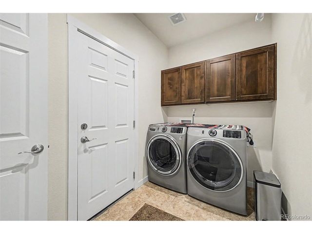 540 Remington Dr, Hudson, CO 80642