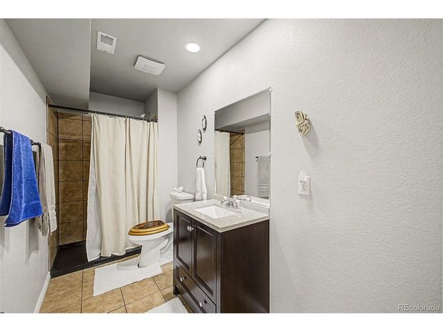 540 Remington Dr, Hudson, CO 80642