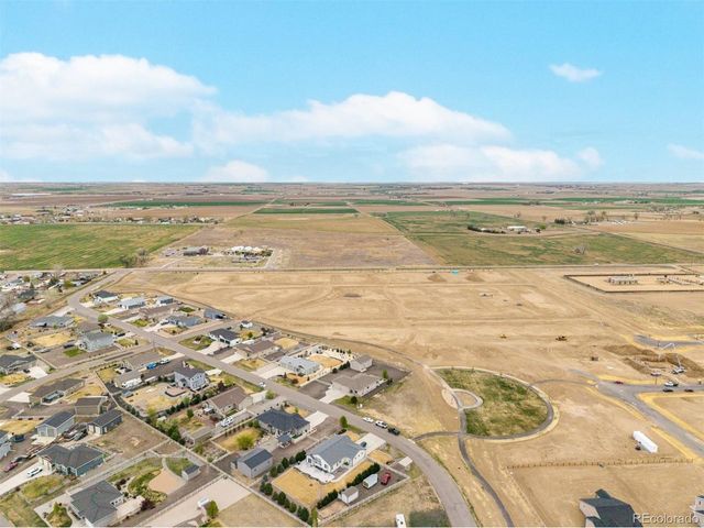 540 Remington Dr, Hudson, CO 80642