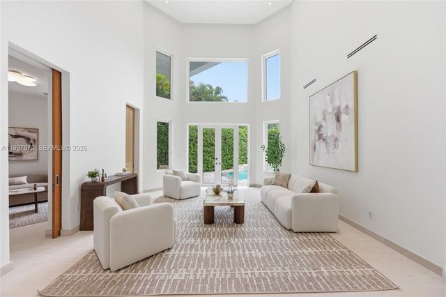3752 NE 199 ST, Aventura, FL 33180