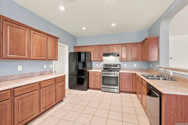 14914 Laudie Fox, San Antonio, TX 78253