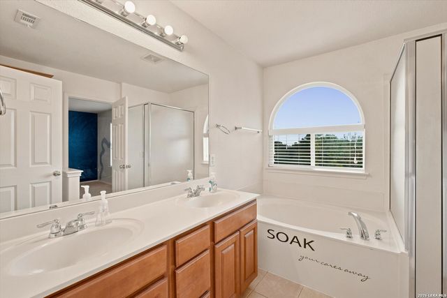 14914 Laudie Fox, San Antonio, TX 78253