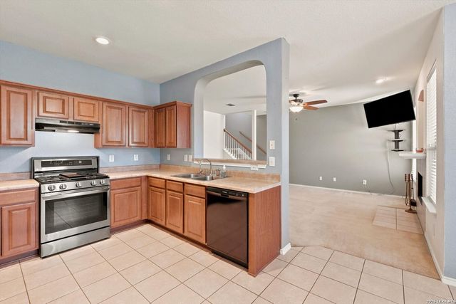 14914 Laudie Fox, San Antonio, TX 78253
