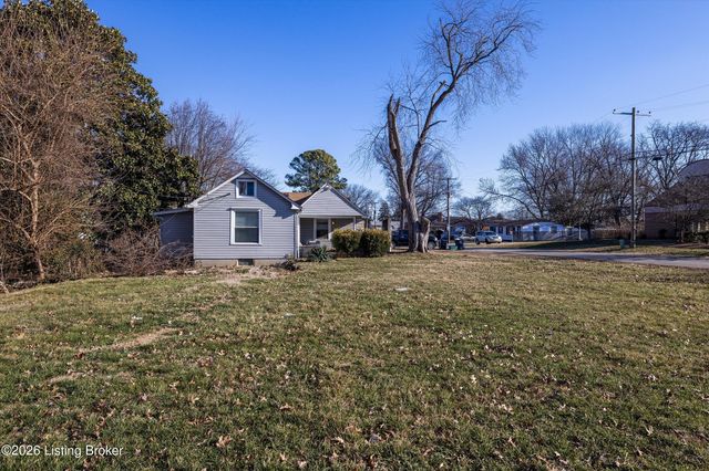 1811 Rockford Ln, Louisville, KY 40216