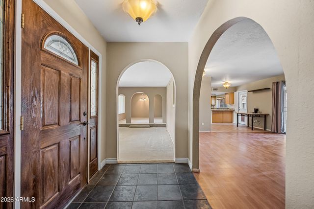 322 E Redfield Road, Chandler, AZ 85225