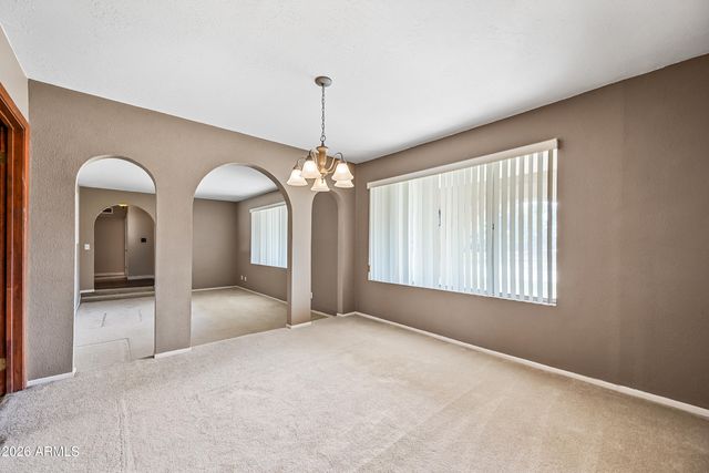 322 E Redfield Road, Chandler, AZ 85225