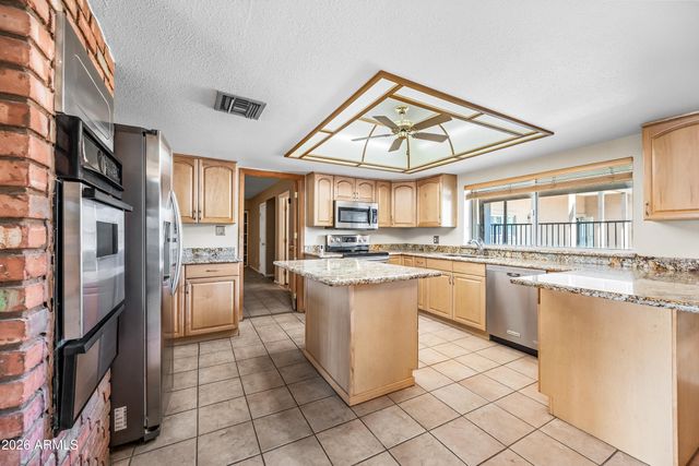 322 E Redfield Road, Chandler, AZ 85225