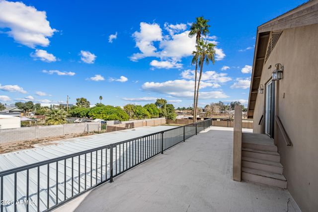 322 E Redfield Road, Chandler, AZ 85225