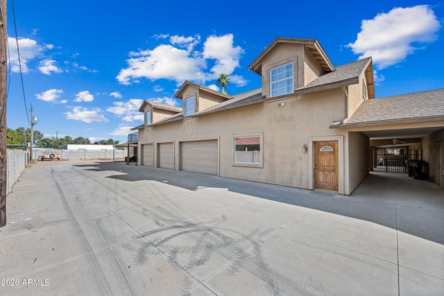 322 E Redfield Road, Chandler, AZ 85225