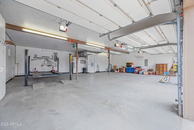 322 E Redfield Road, Chandler, AZ 85225