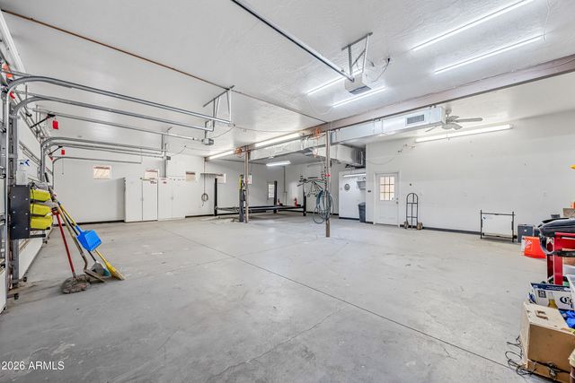 322 E Redfield Road, Chandler, AZ 85225